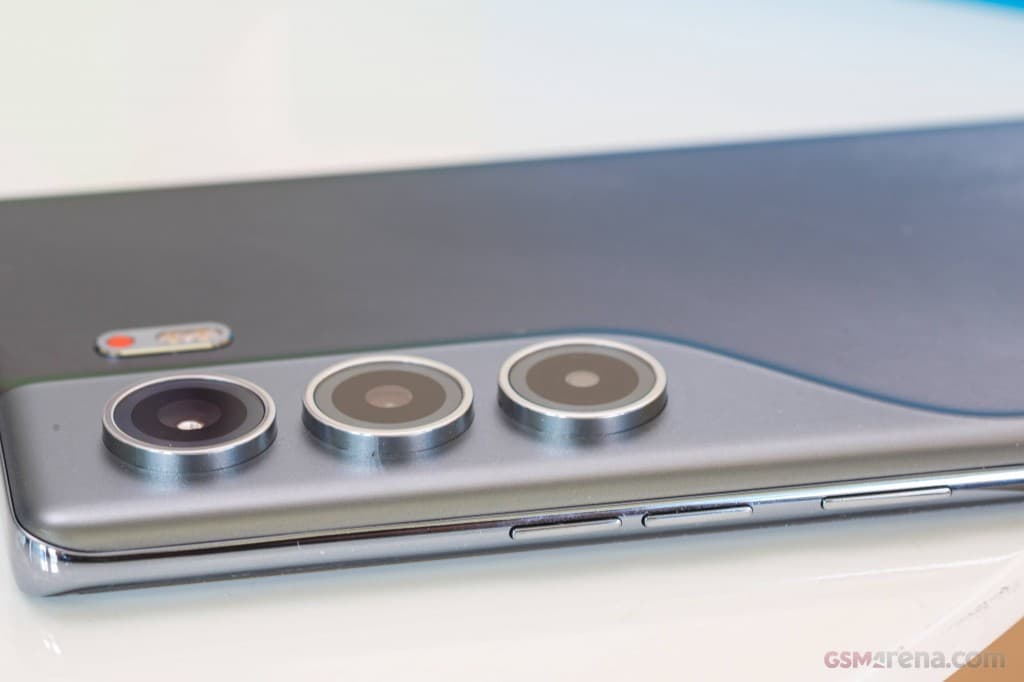 Tecno Camon 40 Po Cameras 2